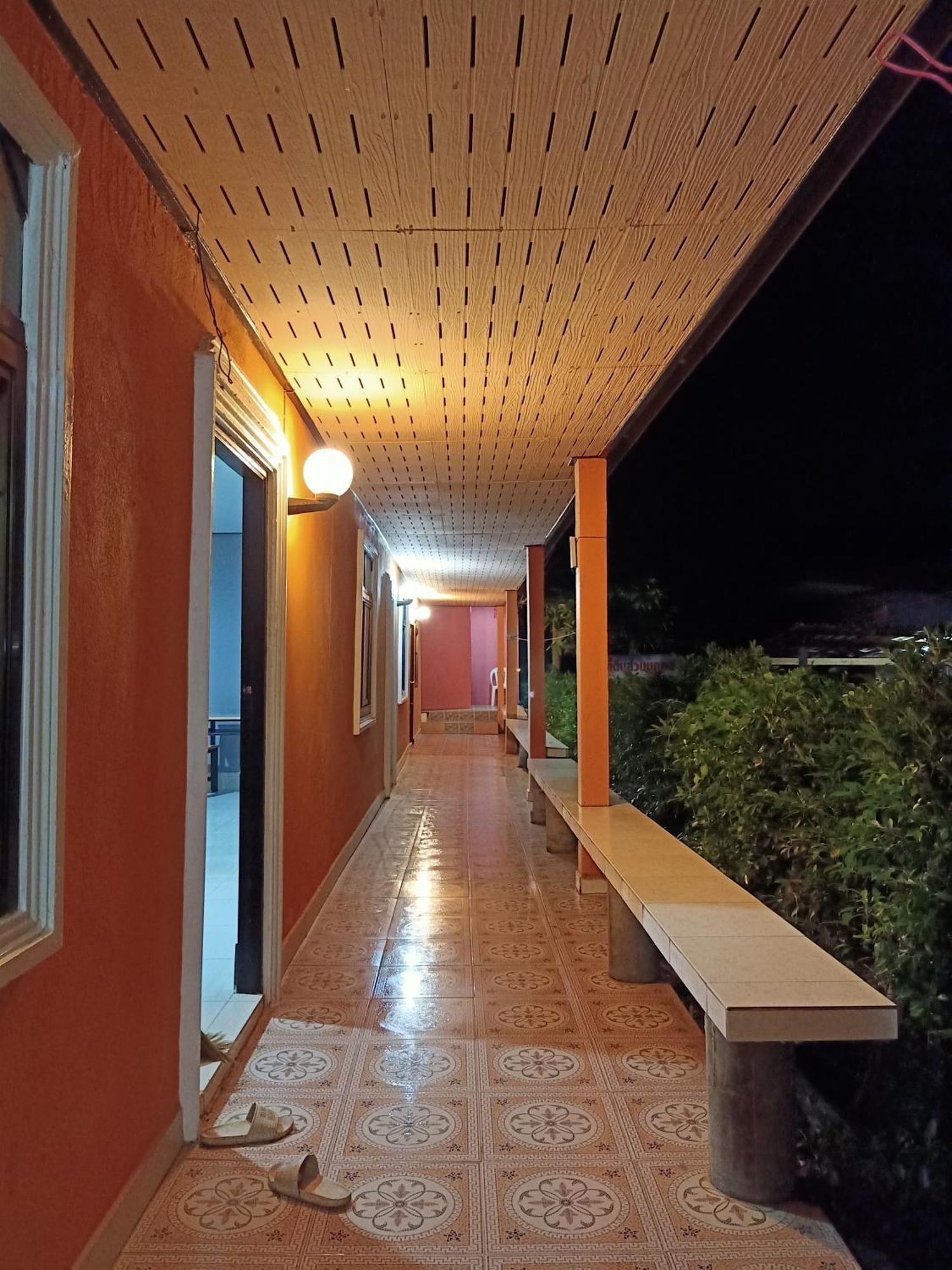 Prukrom Lanta Pensión Ko Lanta Habitación foto