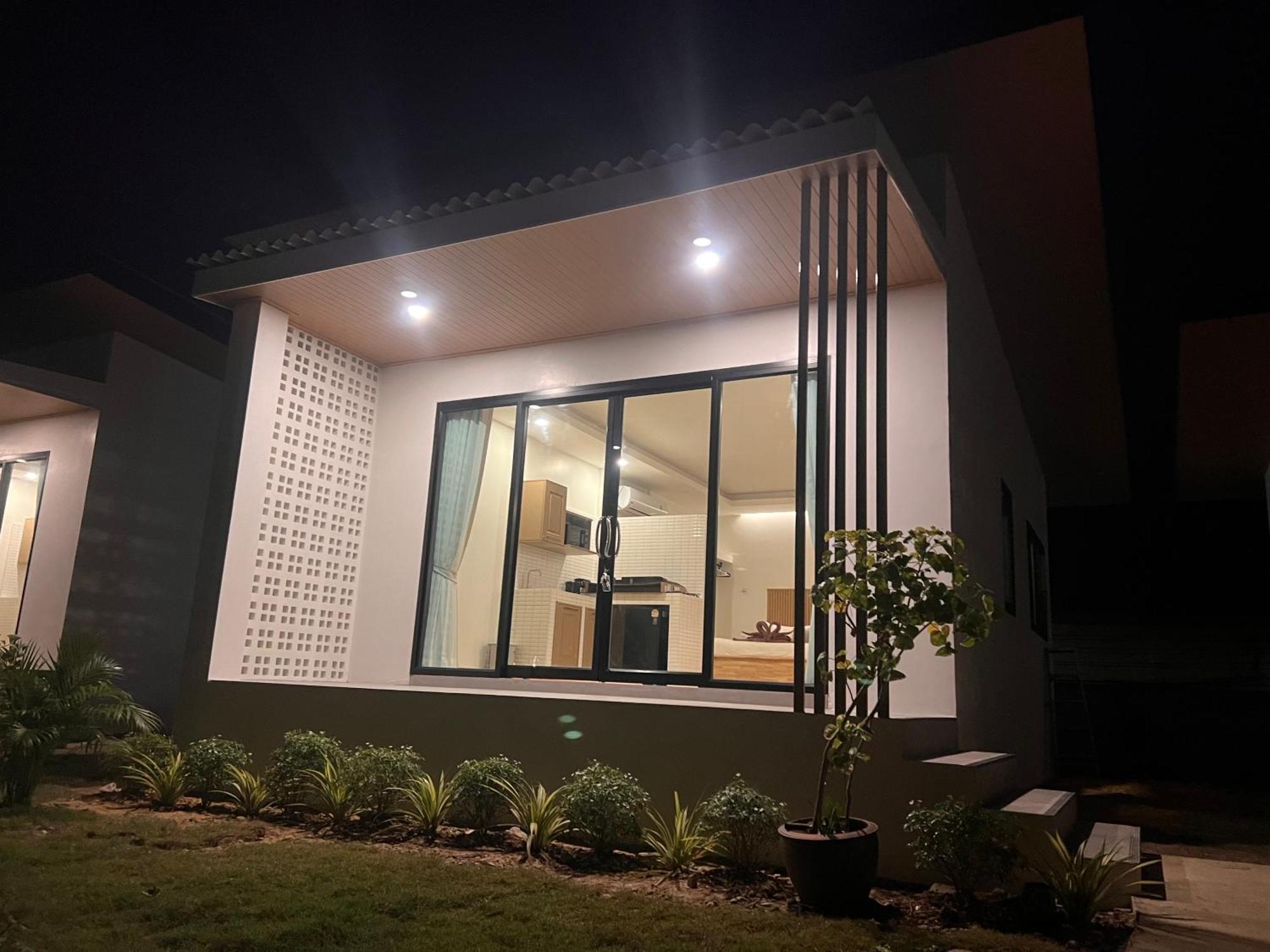Prukrom Lanta Pensión Ko Lanta Exterior foto