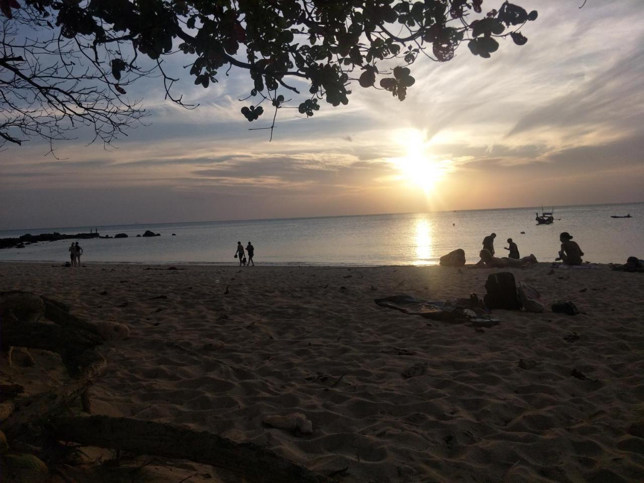 Prukrom Lanta Pensión Ko Lanta Exterior foto