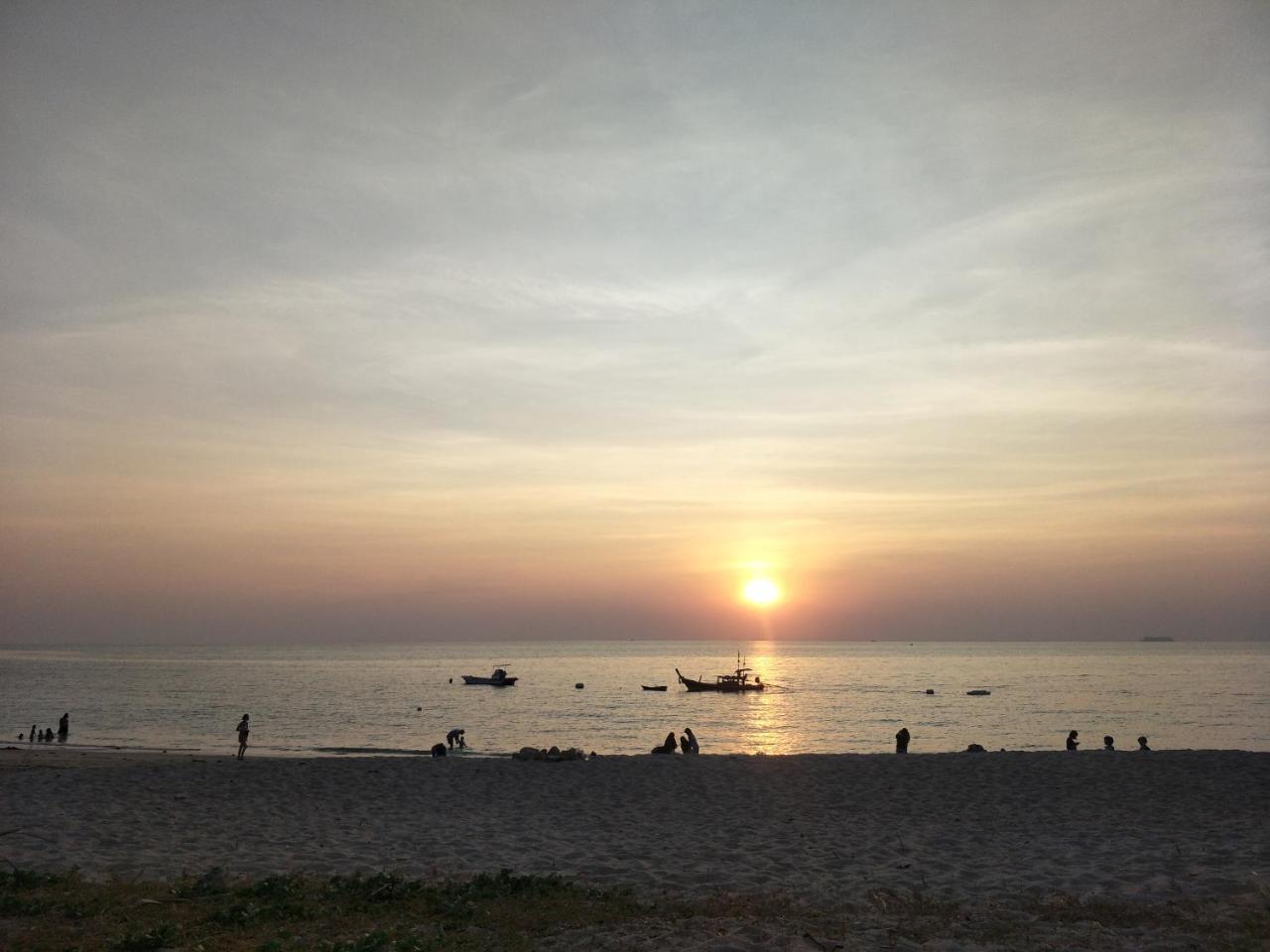 Prukrom Lanta Pensión Ko Lanta Exterior foto